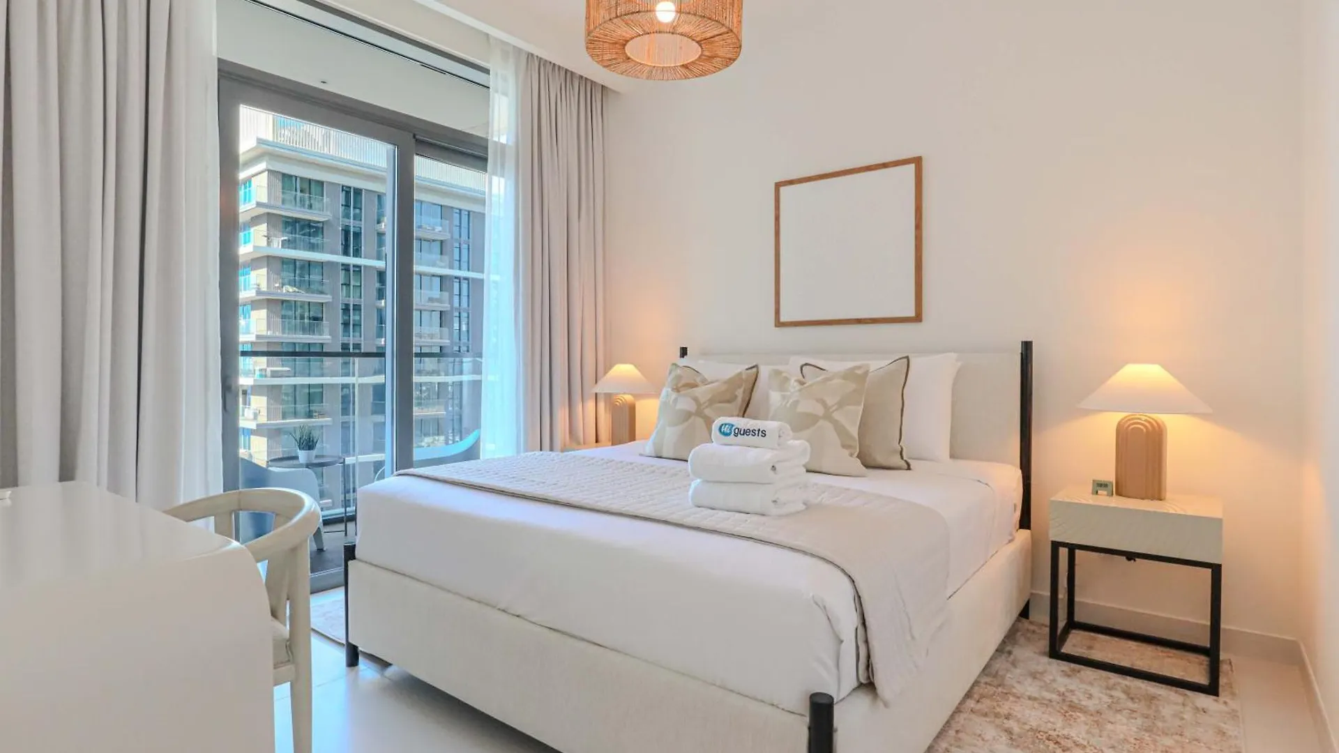 Elegant 2-Bedroom Retreat At Marina Vista 2 Dubai