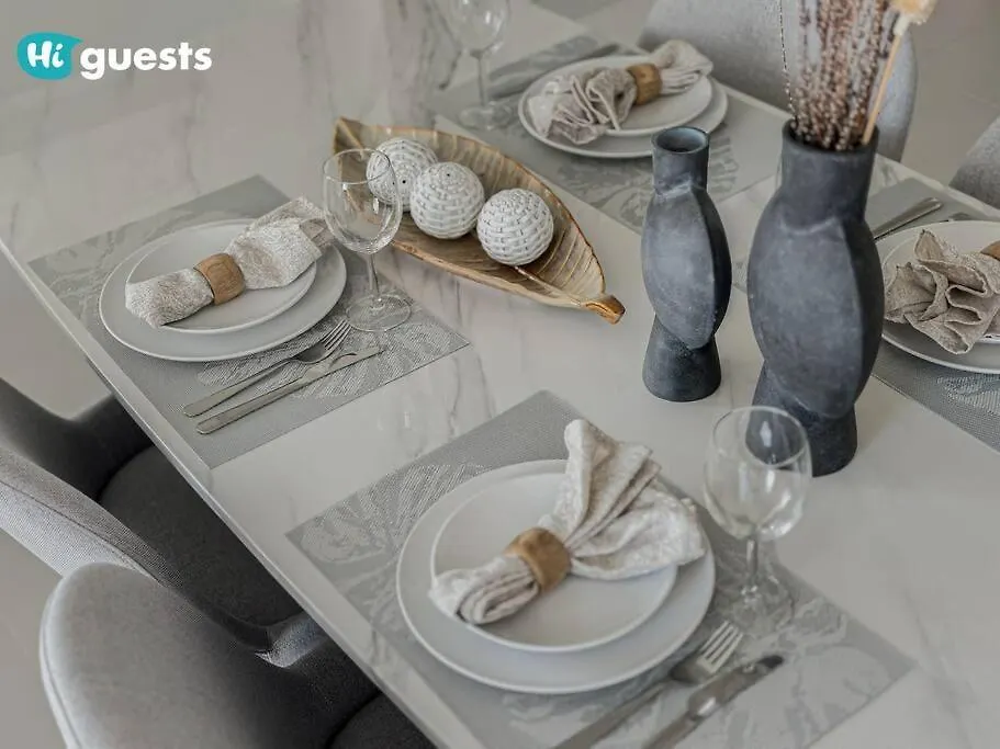 Apartment Elegant 2-Bedroom Retreat At Marina Vista 2 Dubai