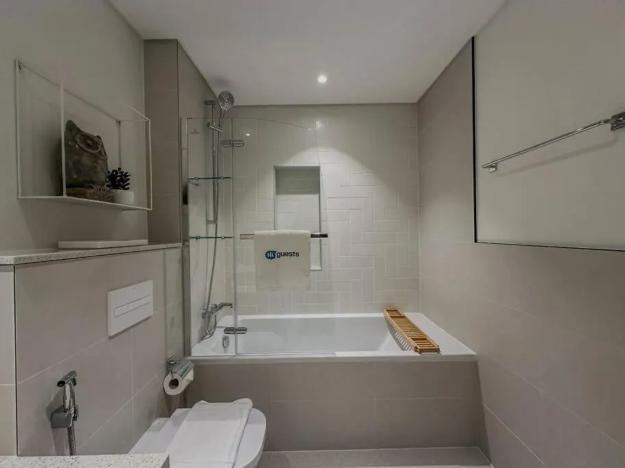 Elegant 2-Bedroom Retreat At Marina Vista 2 Dubai United Arab Emirates
